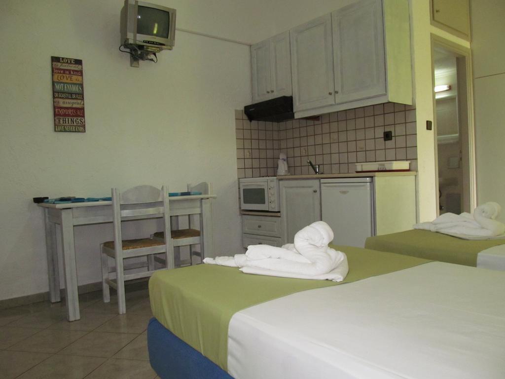 Valentina Apartments Kato Gouves Экстерьер фото